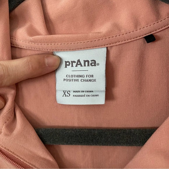 PrAna Railay Lightweight Salmon Zip‎ Pullover Hiking Gym Top Jacket X-Small - Picture 4 of 5